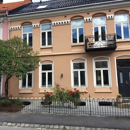 2 Dotre Apartments Bergen Exterior photo